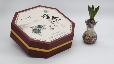 享受清真美味，引領世界食尚！坤杰牛干巴天地蓋禮盒定做