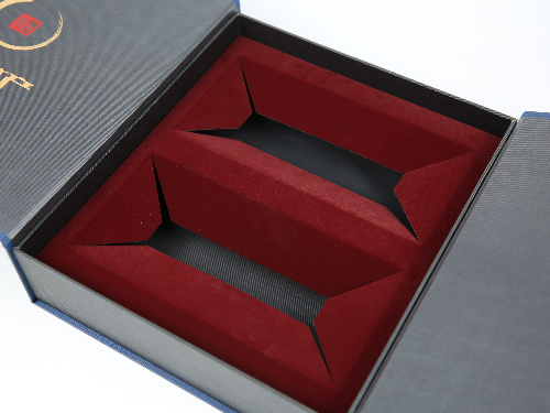 茂灣水產甲天下，高原美味美四海。茂灣水產產品包裝盒定做